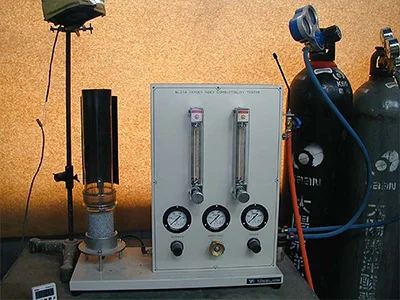 安田精機製作所の酸素指数測定装置