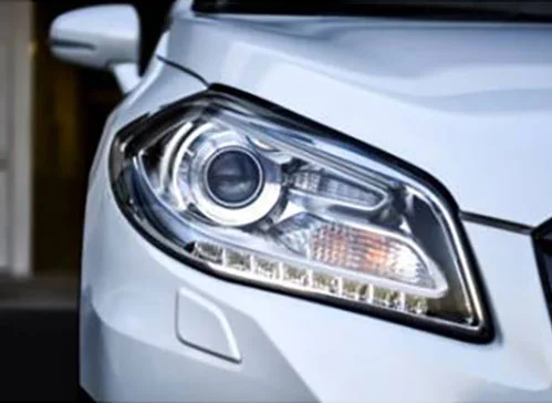 炭酸カルシウムを配合したプラスチックを利用したヘッドランプエクステンション部材