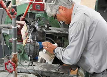 ゴム練りの様子